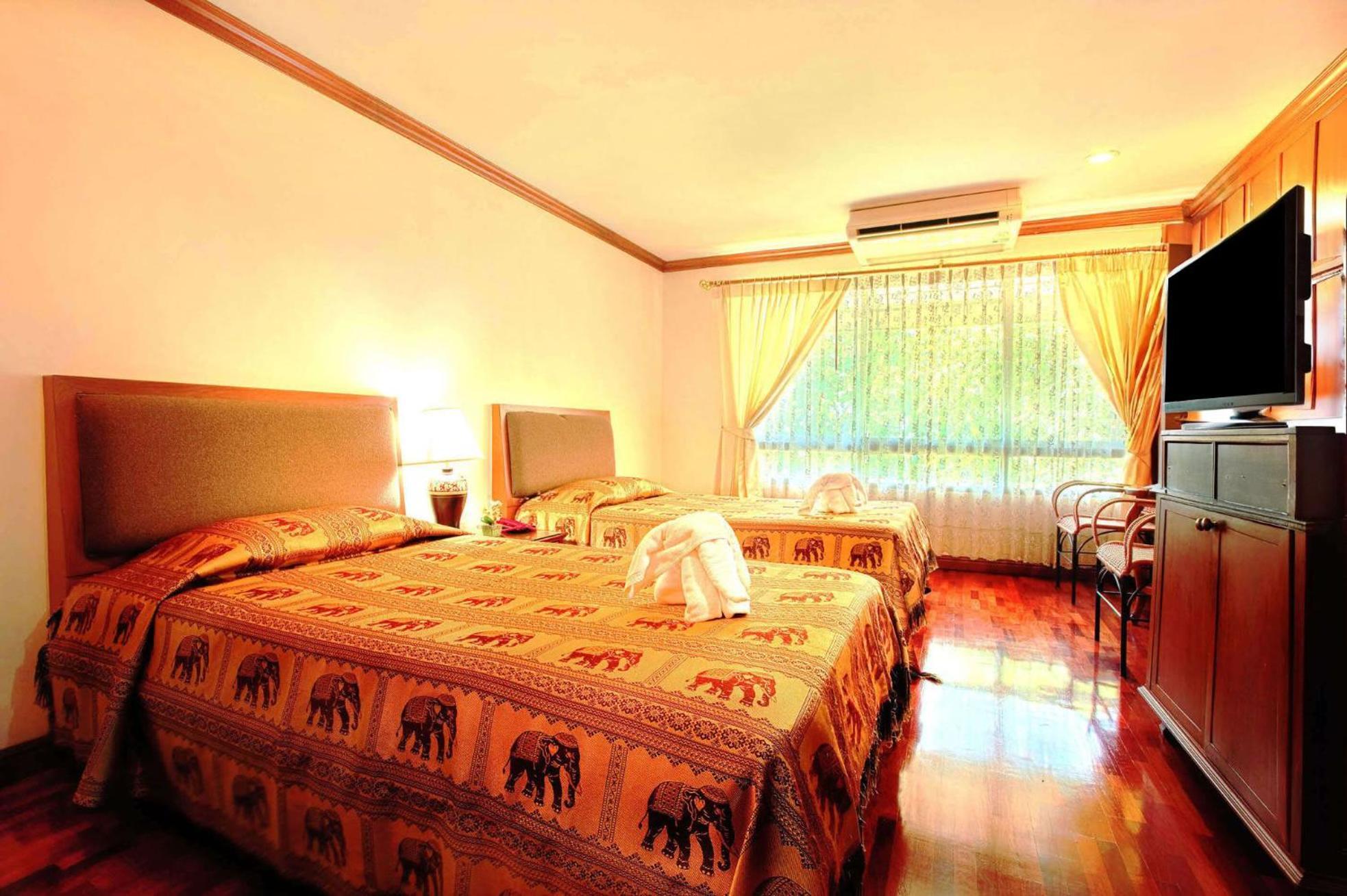 Hotel Royal Ivory Sukhumvit Nana Bangkok Esterno foto