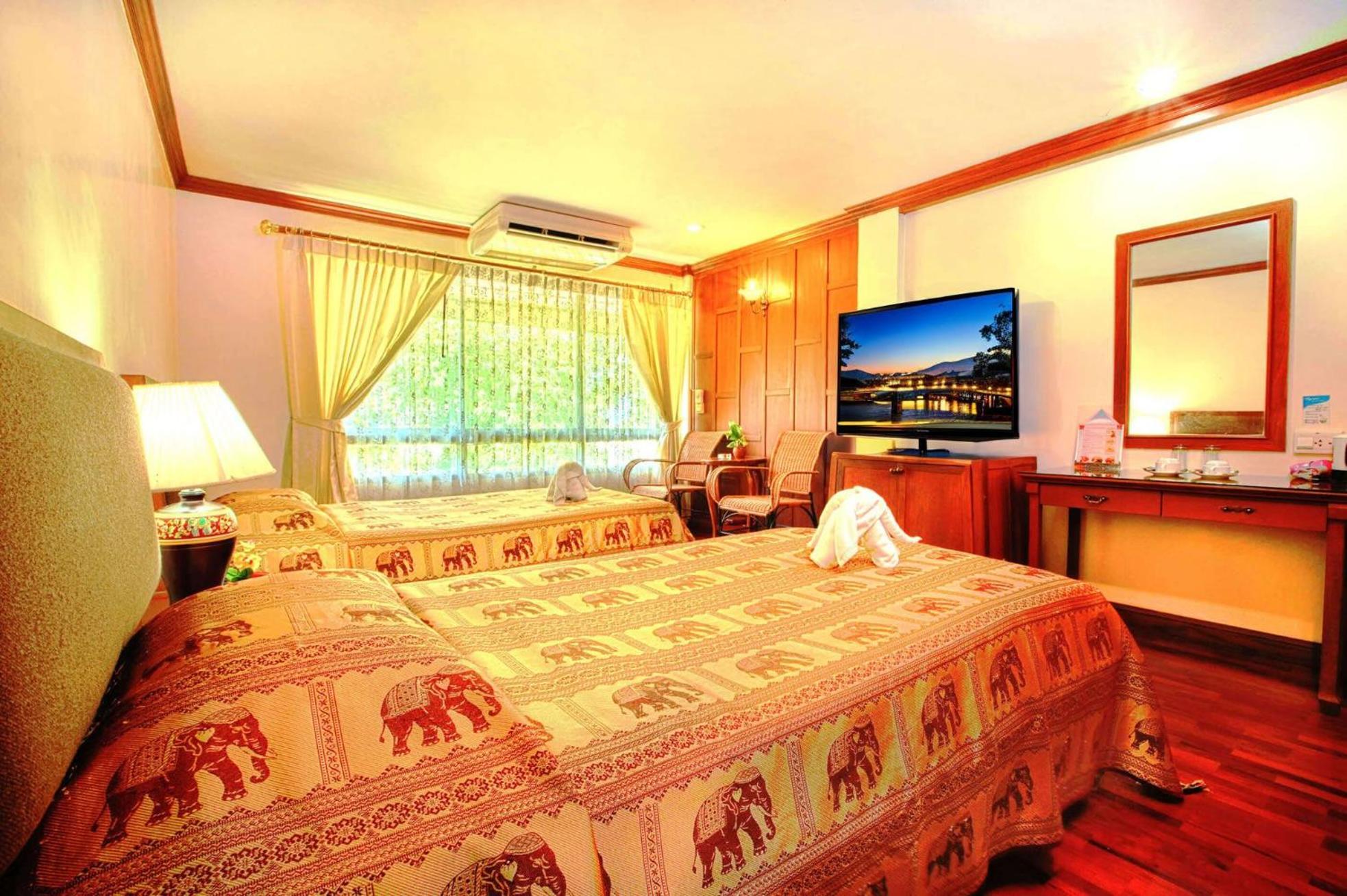 Hotel Royal Ivory Sukhumvit Nana Bangkok Esterno foto