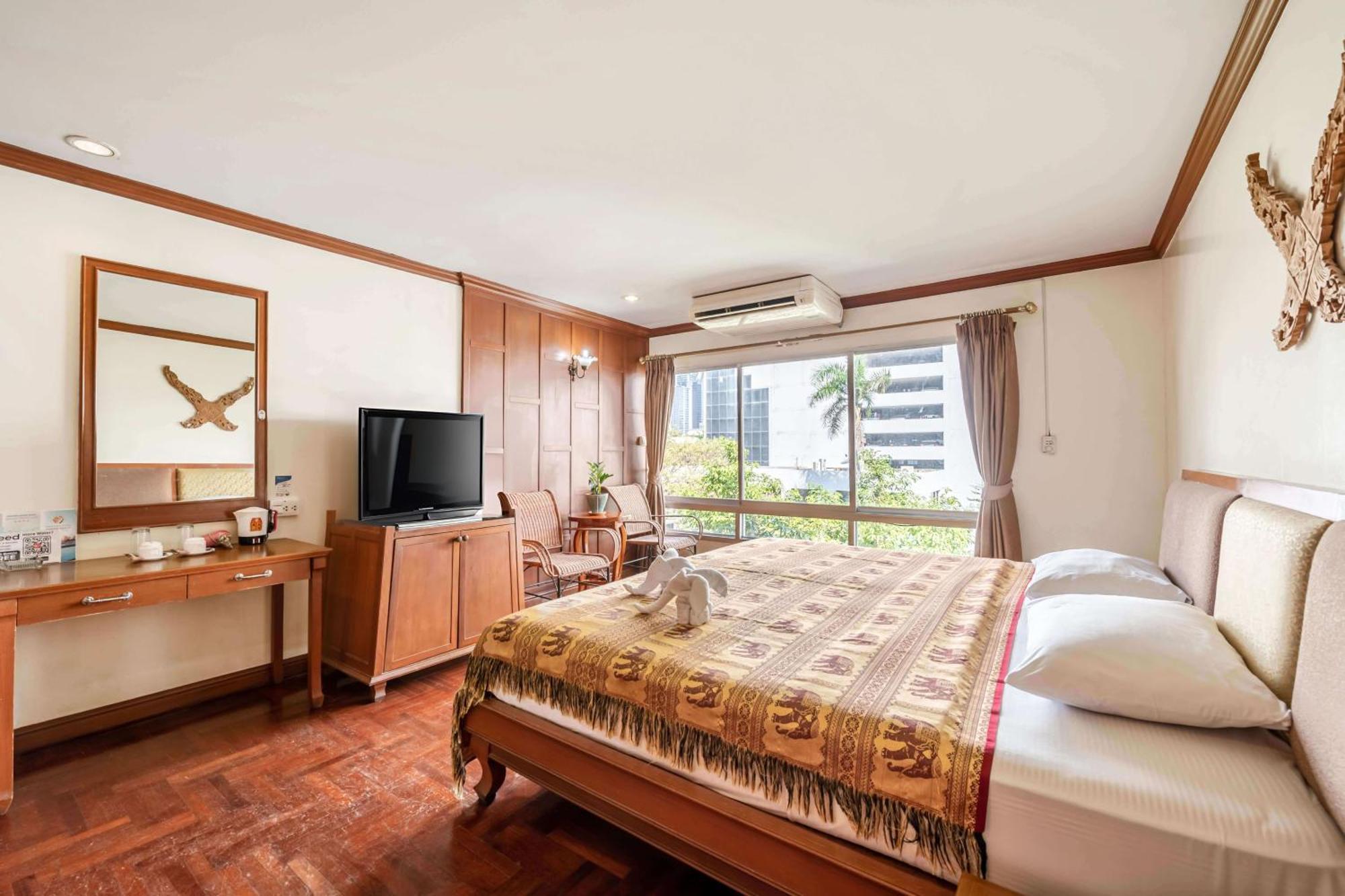 Hotel Royal Ivory Sukhumvit Nana Bangkok Esterno foto