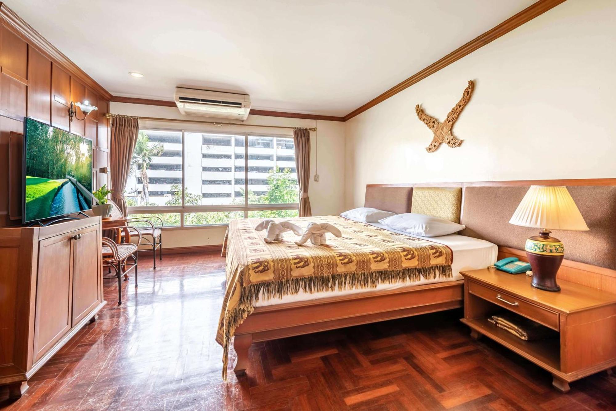 Hotel Royal Ivory Sukhumvit Nana Bangkok Esterno foto