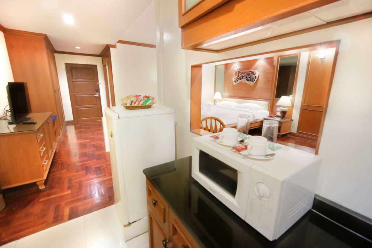 Hotel Royal Ivory Sukhumvit Nana Bangkok Esterno foto