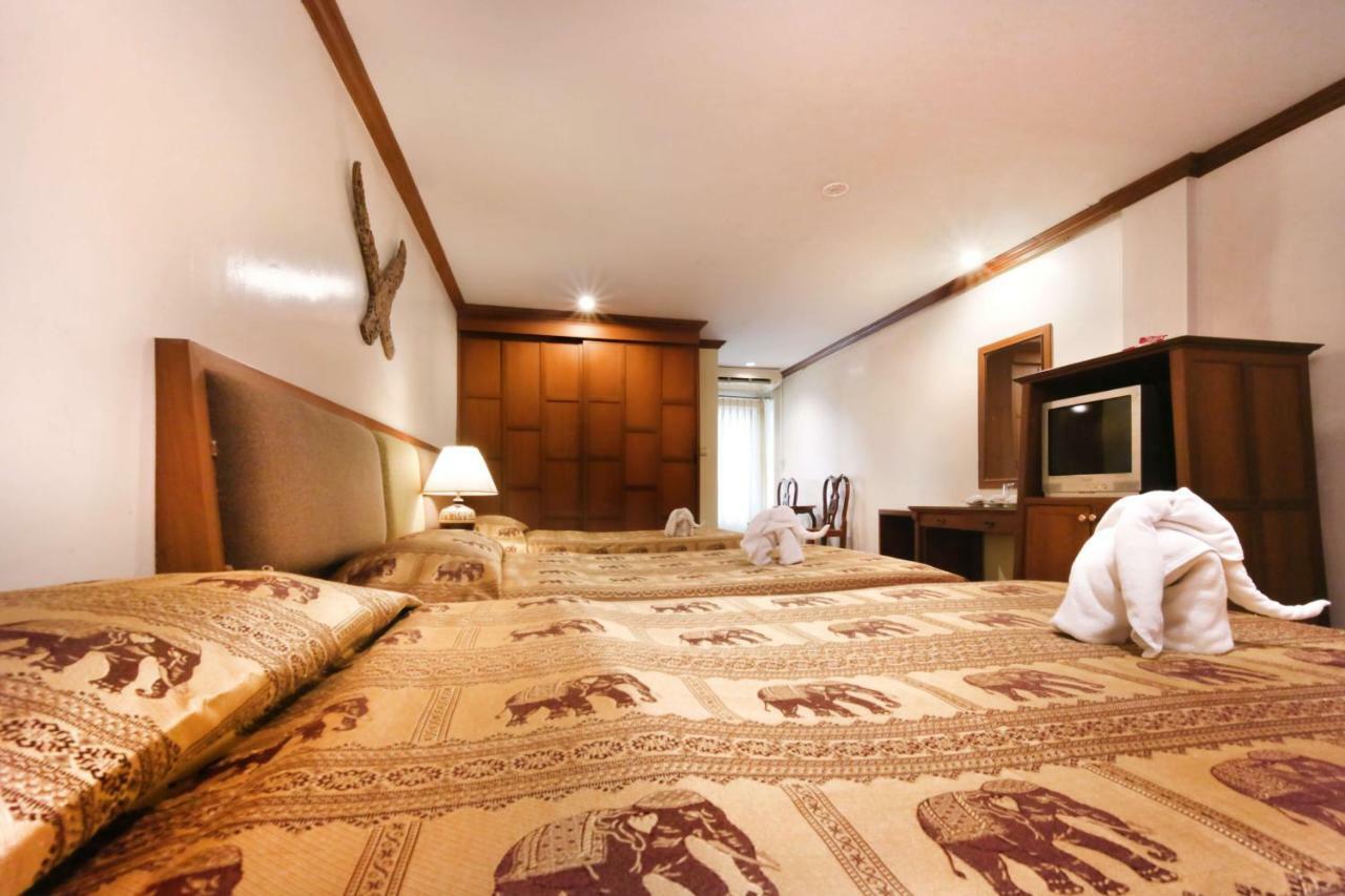 Hotel Royal Ivory Sukhumvit Nana Bangkok Esterno foto