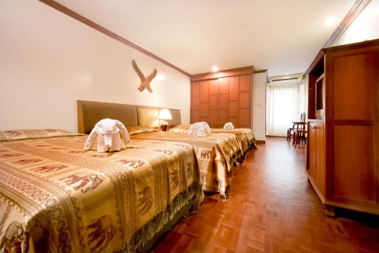 Hotel Royal Ivory Sukhumvit Nana Bangkok Esterno foto