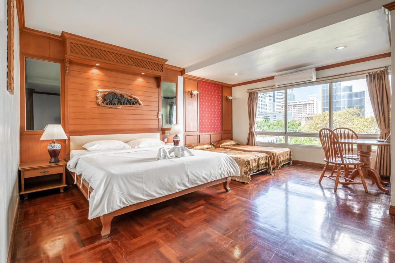 Hotel Royal Ivory Sukhumvit Nana Bangkok Esterno foto